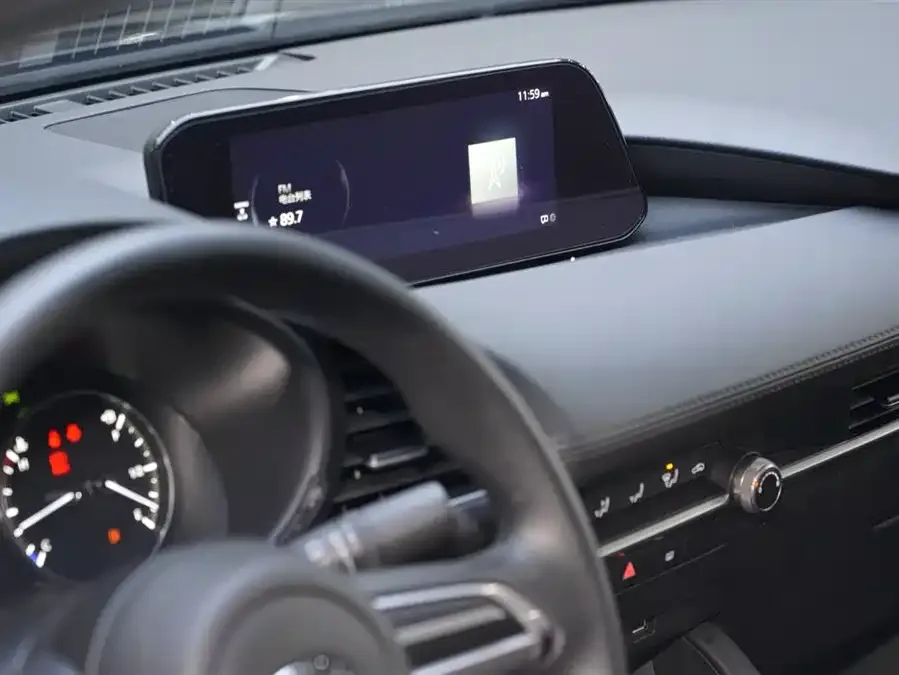 Mazda Axela Mazda 3 Angkesaila 2023 2.0L Automatic Quality Edition 2024 — миниатюра 5