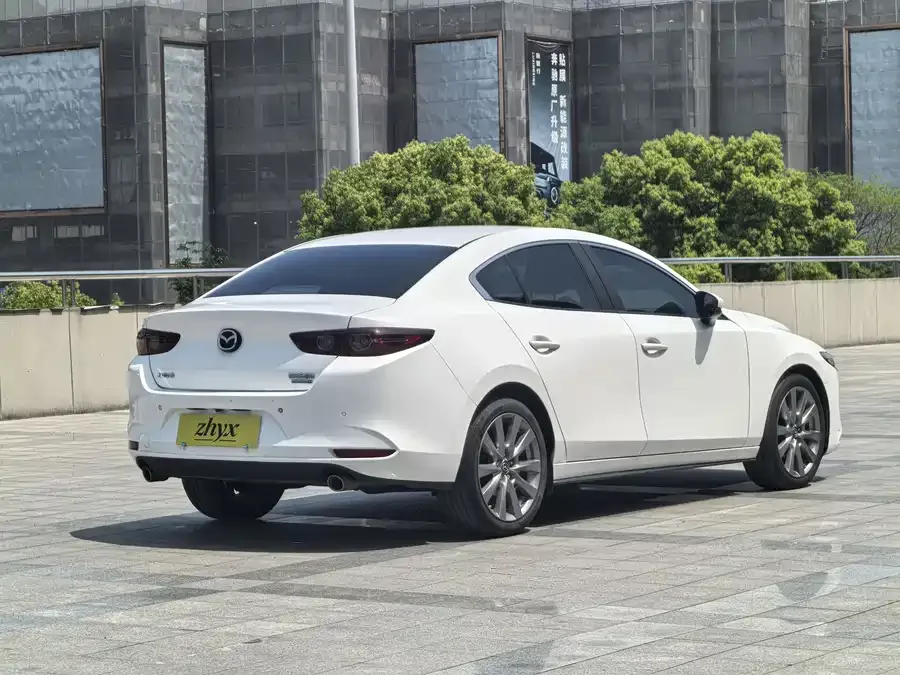 Mazda Axela Mazda3 Angkesela 2022 2.0L automatic quality version 2023 — миниатюра 2