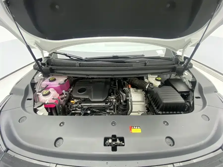 Maxus Dajia 7 Dajia 7 2024 facelift super hybrid long-range version Yuexiang version 2025 — миниатюра 2