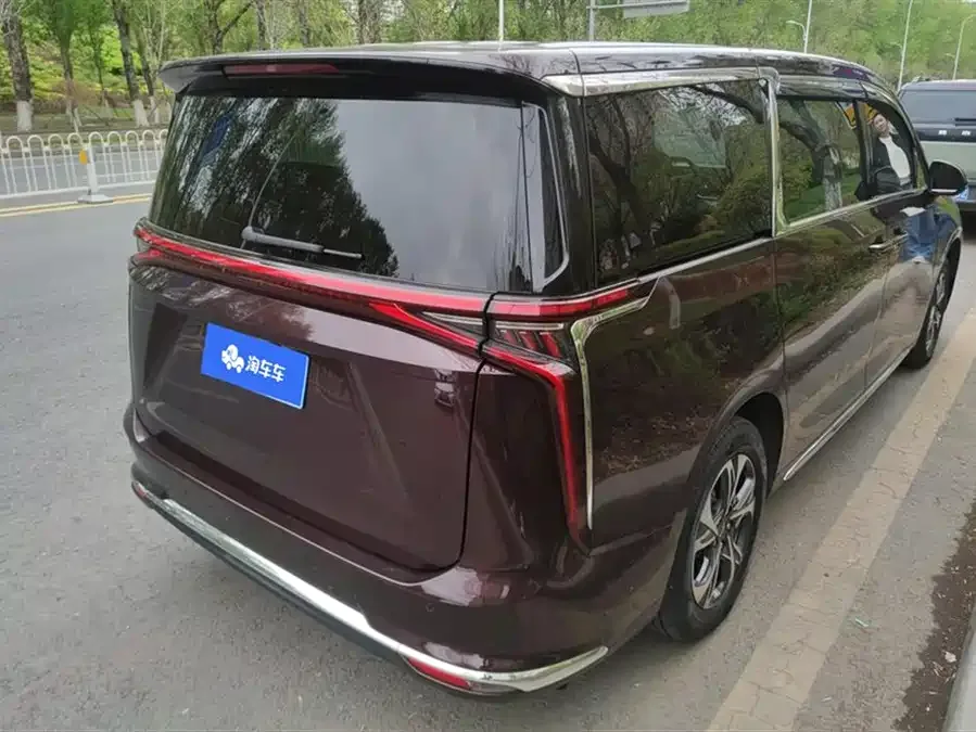 Maxus G90 2022 2.0T Galaxy seven-seater version 2023 — миниатюра 3