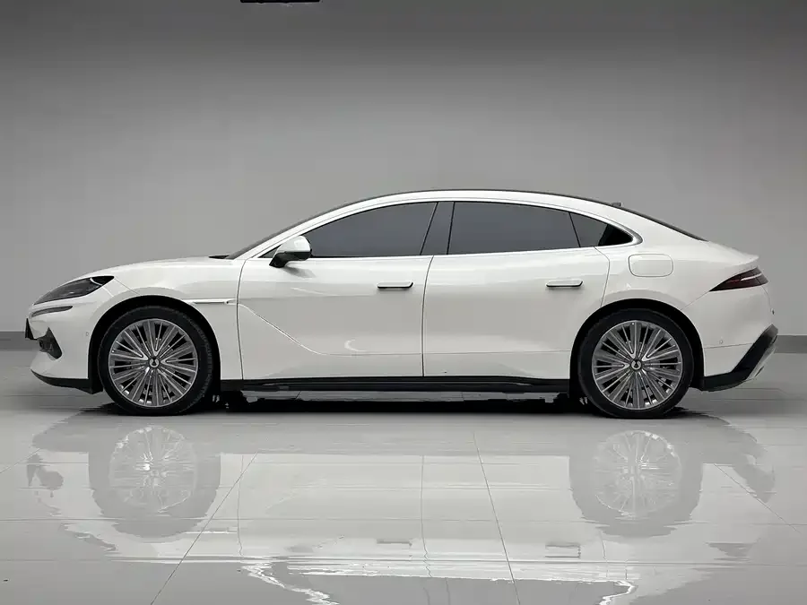 BYD Z9 BYD Z9 2024 1100km 4WD Ultra Edition 2024 — миниатюра 2