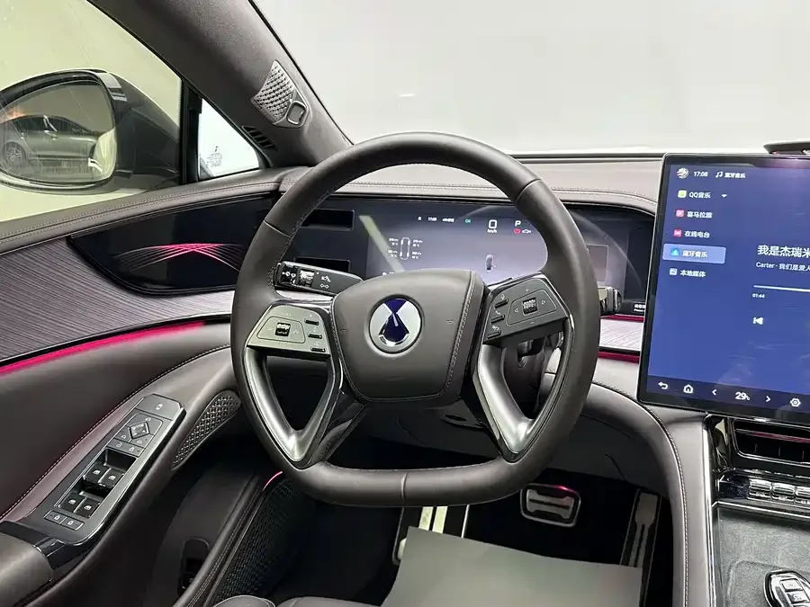 BYD Z9 BYD Z9 2024 1100km 4WD Ultra Edition 2024 — миниатюра 4