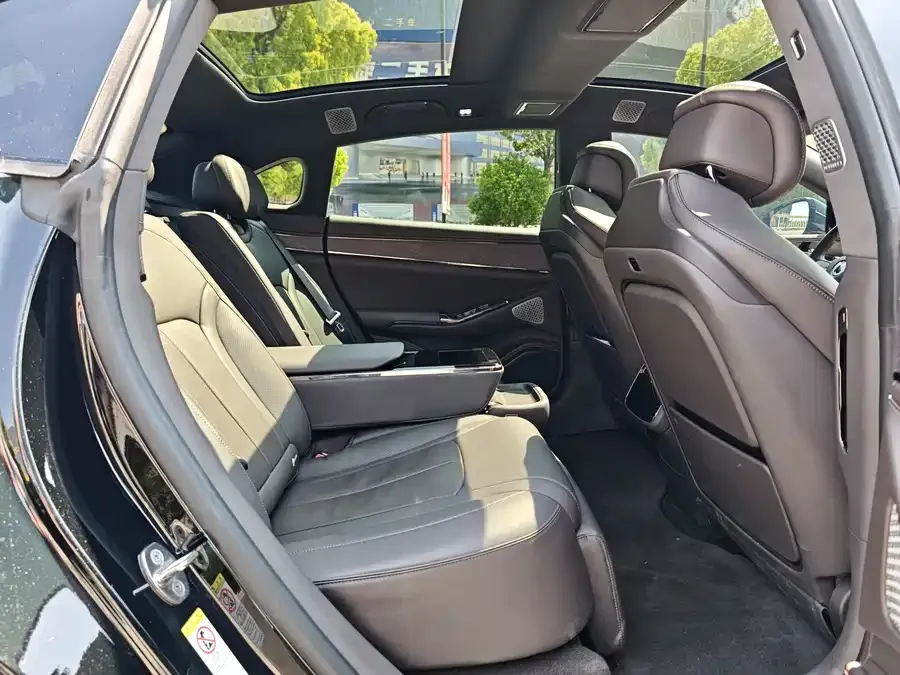 BYD Z9 Denza Z9 2024 1100km 4WD Max Edition 2025 — миниатюра 4