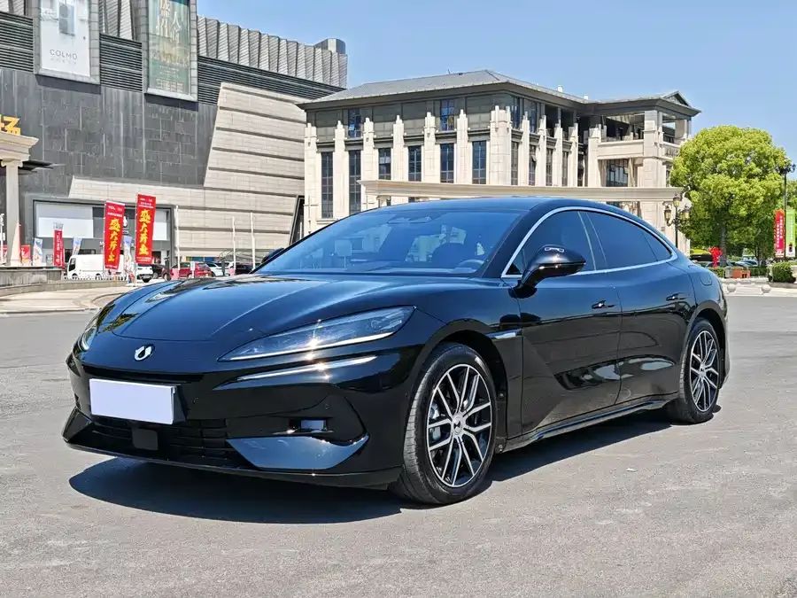 BYD Z9 2025