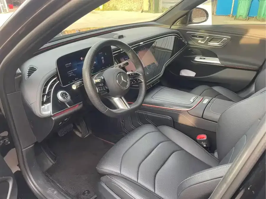 Mercedes-Benz E-class new energy Mercedes-Benz E-Class New Energy 2024 E 350 e L Plug-in Hybrid Sedan 2024 — миниатюра 3