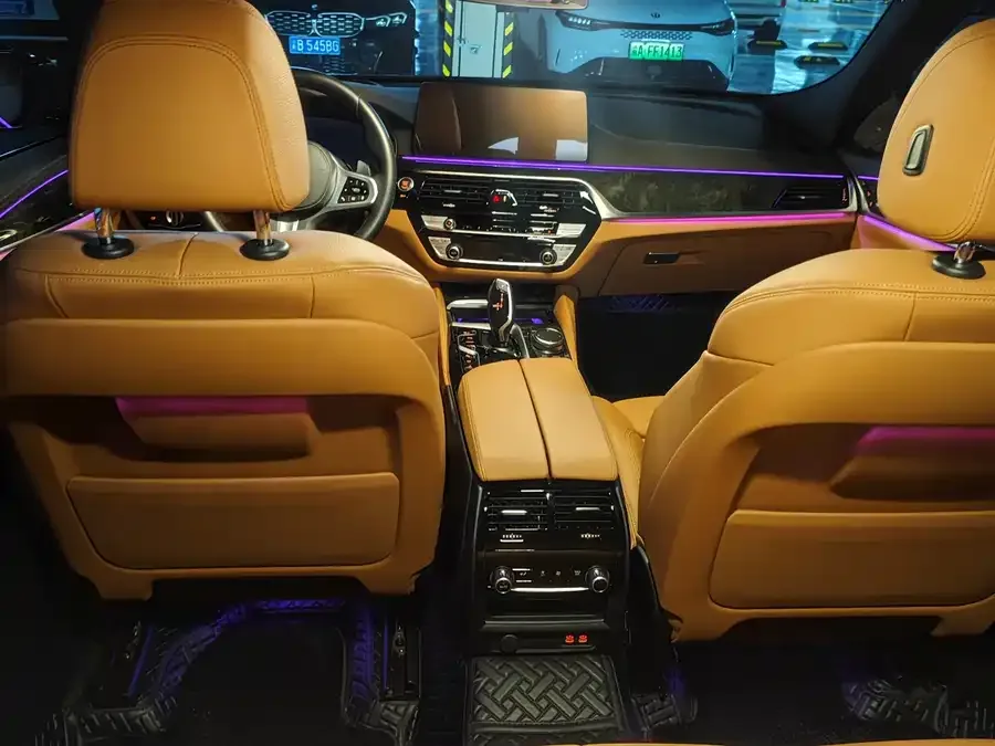 BMW 6 Series GT 2022 630i M Sport Package 2024 — миниатюра 5
