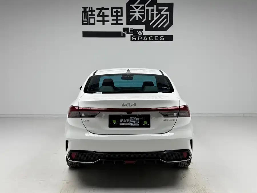 Kia K3 2023 1.5L CVT Luxury Edition 2023 — миниатюра 5