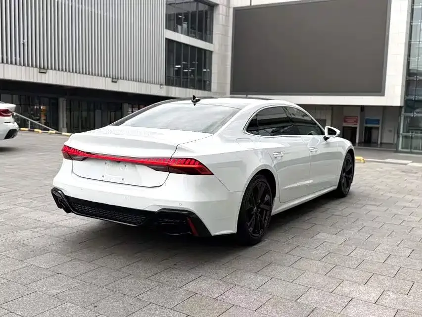 Audi A7L 2022 45 TFSI S-line Dream Youth Edition 2023 — миниатюра 5