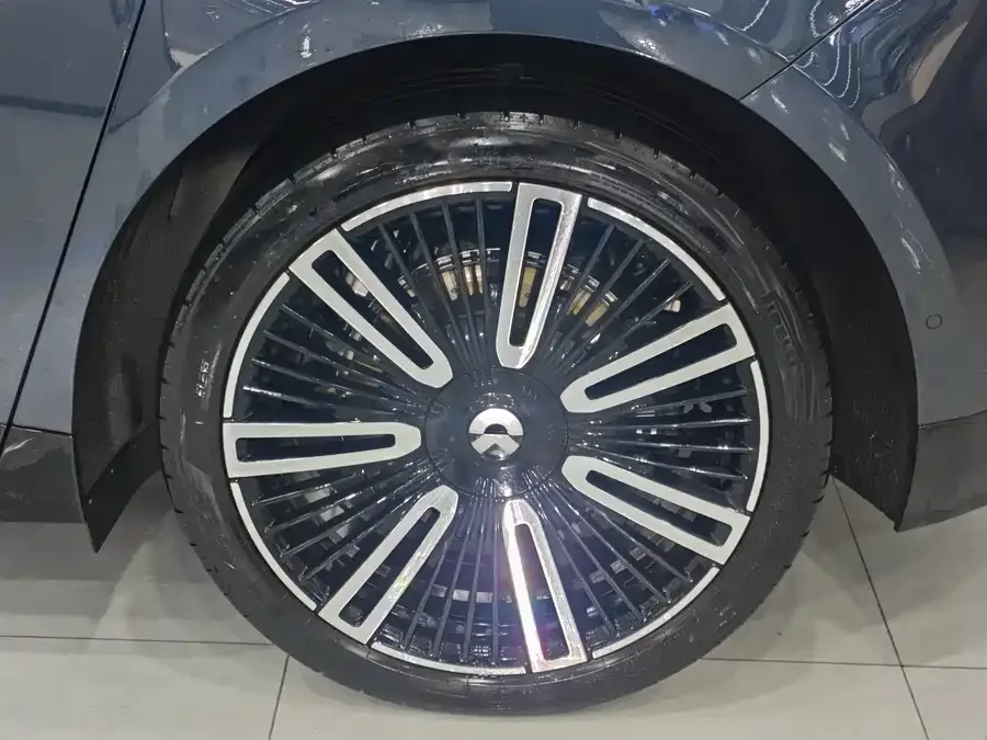 NIO ET9 NIO ET9 2025 102kWh Signature Edition 2025 — миниатюра 5