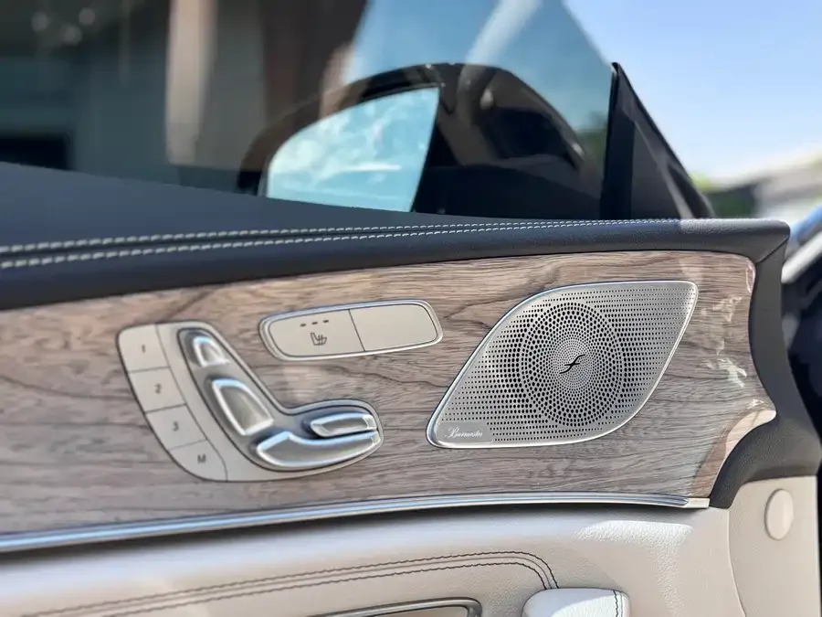 Mercedes-Benz CLS Mercedes-Benz CLS 2022 CLS 300 luxury model 2022 — миниатюра 4