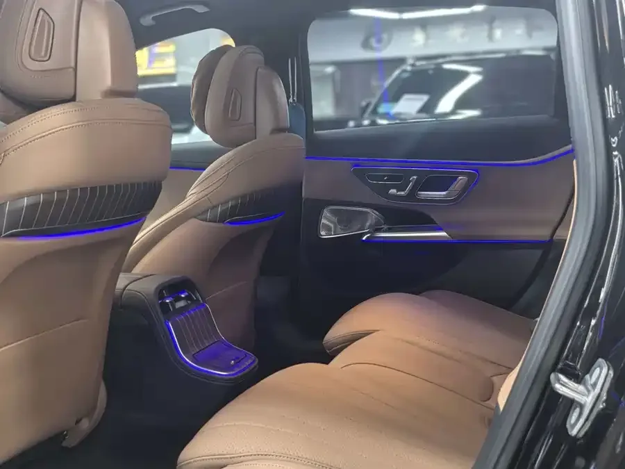 Mercedes-Benz E-Class Mercedes-Benz E-Class 2024 E 300 L Luxury Edition 2024 — миниатюра 5