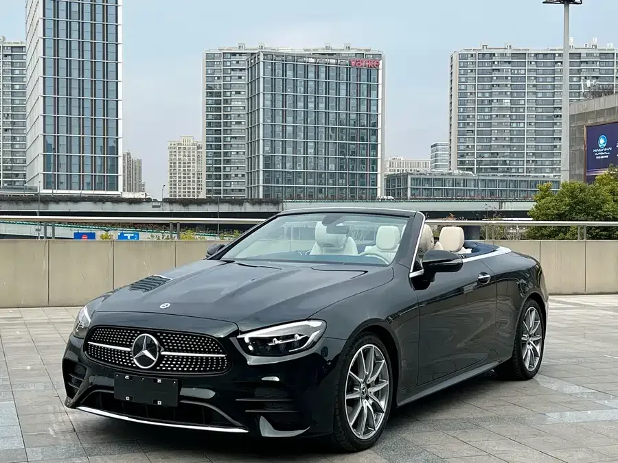 Mercedes-Benz E-Class 2022