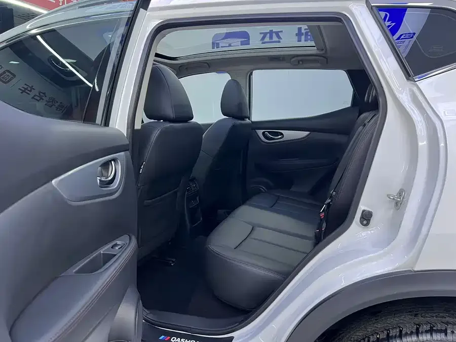 Nissan Qashqai Qashqai 2022 2.0L CVT XV Prem Luxury Edition 2023 — миниатюра 4