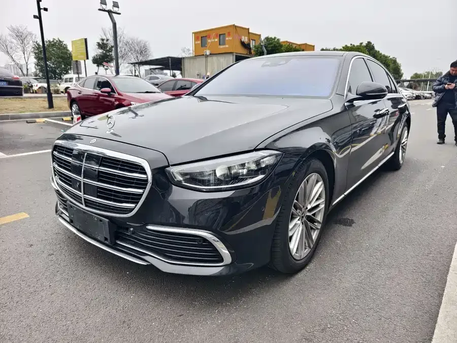 Mercedes-Benz S-Класс 2022