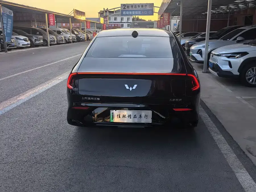 Wuling Starlight Wuling Starlight 2025 610km Smart Flagship Model 2025 — миниатюра 4