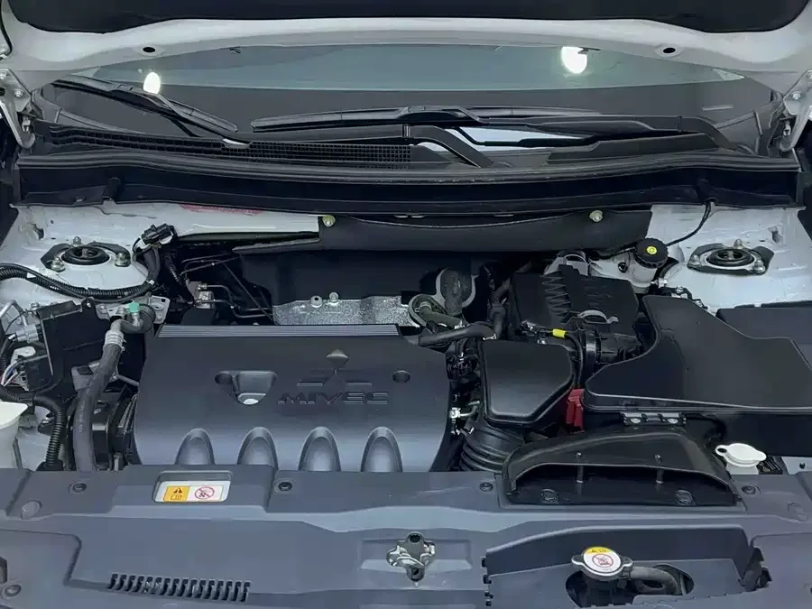 Mitsubishi Outlander Outlander 2021 facelift 2.0L 2WD 5-seater 2022 — миниатюра 4