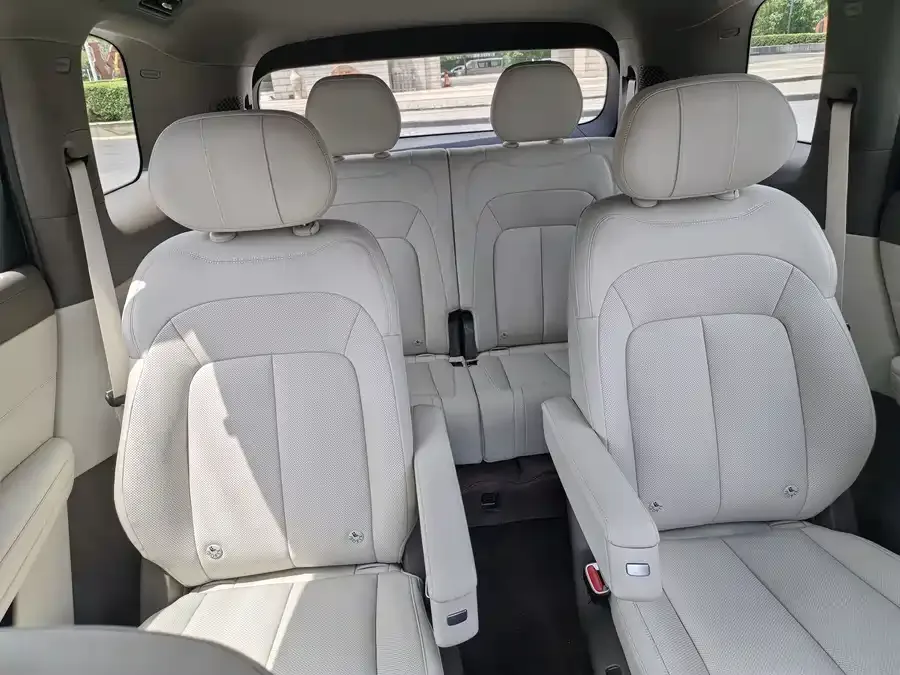 BYD N8L Denza N8L 2025 Flagship Model 2025 — миниатюра 5