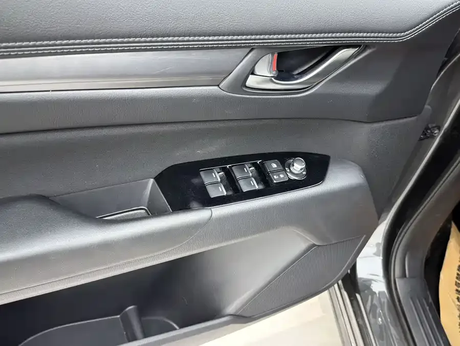 Mazda CX5 2022 2.0L Automatic 2WD Smart Edition 2023 — миниатюра 4