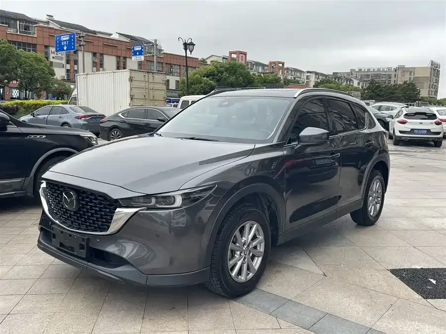 Mazda CX5 2022 2.0L Automatic 2WD Smart Elegance 2023 — фото 1, купить с доставкой в Москву
