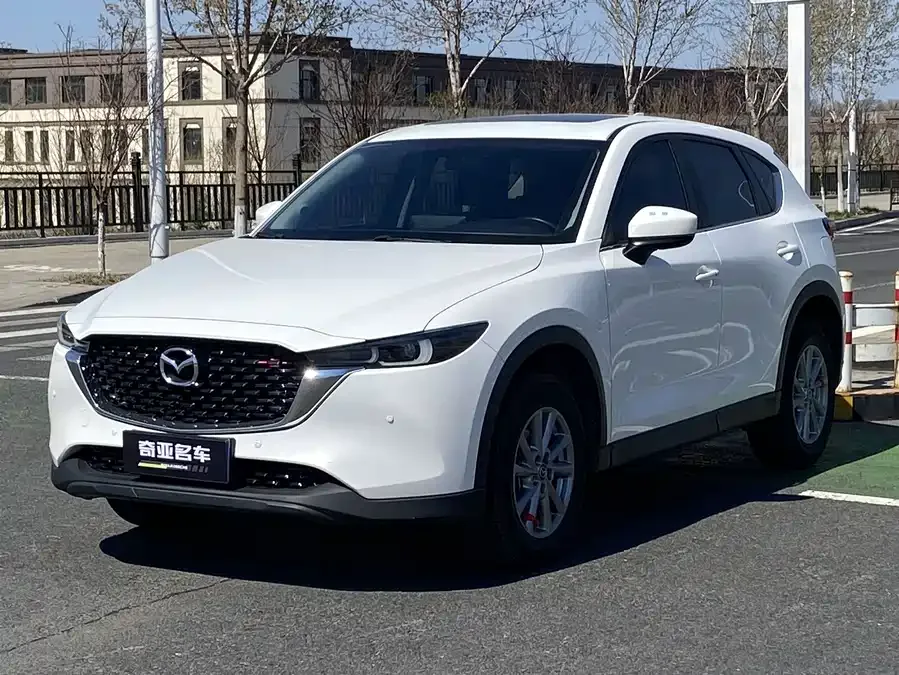 Mazda CX5 2022 2.0L Automatic 2WD Smart Edition 2022 — фото 1, купить с доставкой в Москву