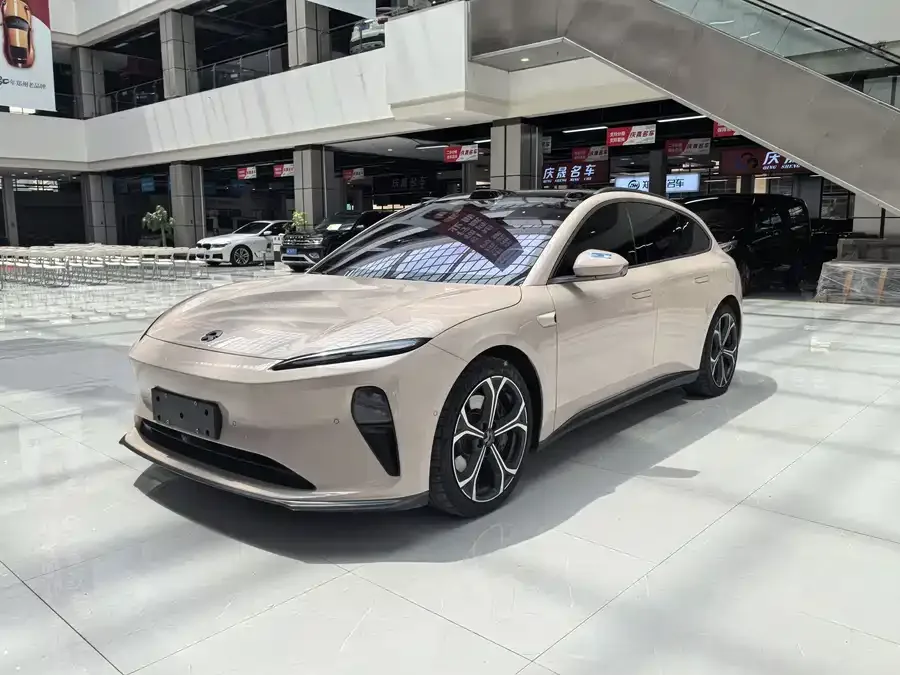 NIO ET5T 2023