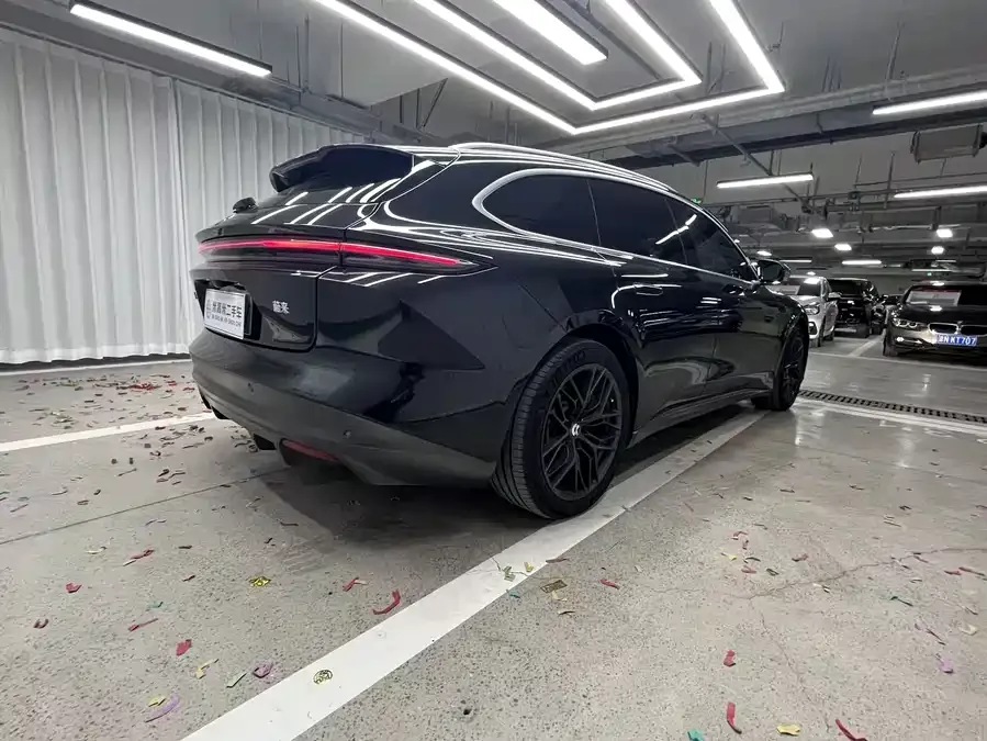 NIO ET5T NIO ET5T 2024 75kWh Touring 2024 — миниатюра 2