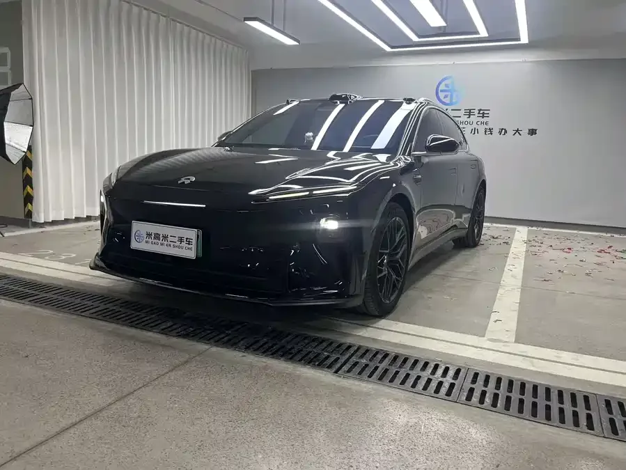 NIO ET5T 2024