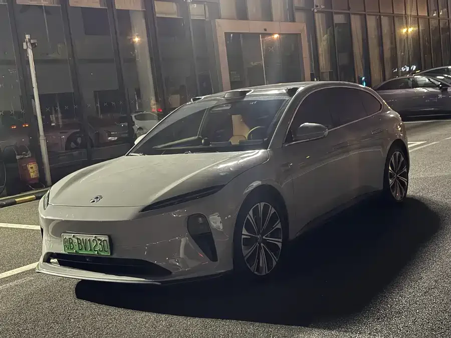 NIO ET5T 2023