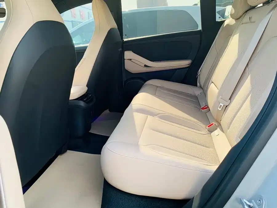 NIO ET5T NIO ET5T 2024 75kWh Touring 2024 — миниатюра 2