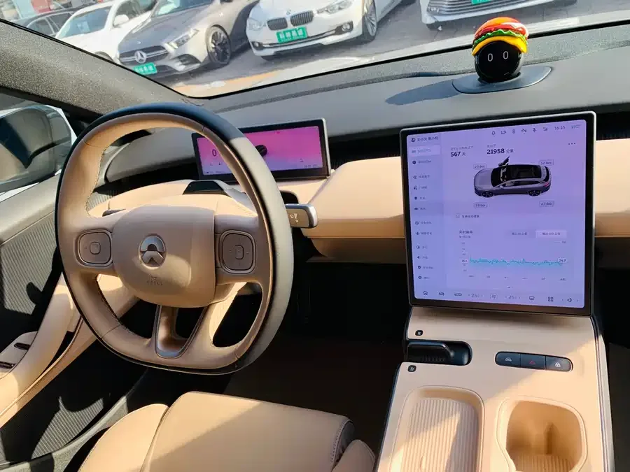 NIO ET5T NIO ET5T 2024 75kWh Touring 2024 — миниатюра 3