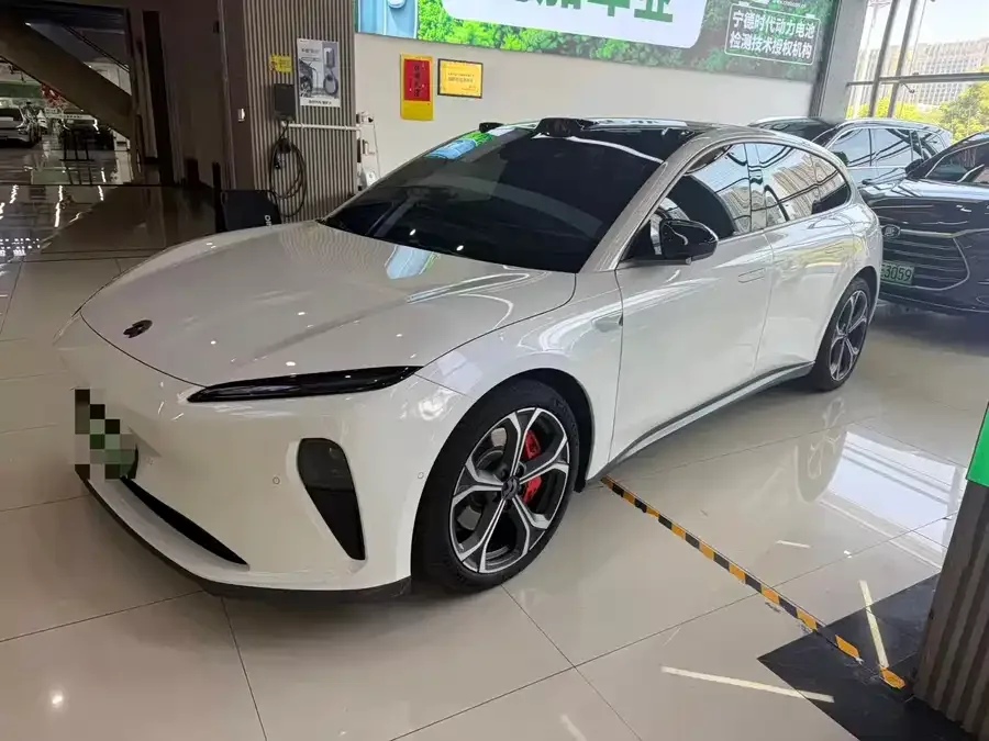 NIO ET5T 2023