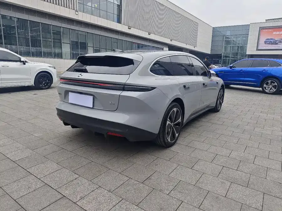 NIO ET5T NIO ET5T 2024 75kWh Touring 2024 — миниатюра 3