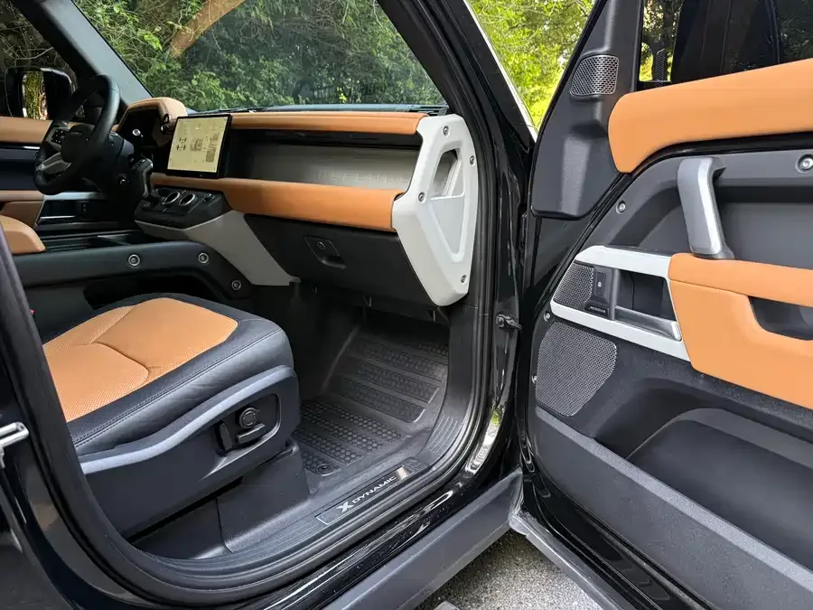 Land Rover guard Land Rover Defender 2024 110 3.0T P400 X-DYNAMIC HSE 2024 — миниатюра 5
