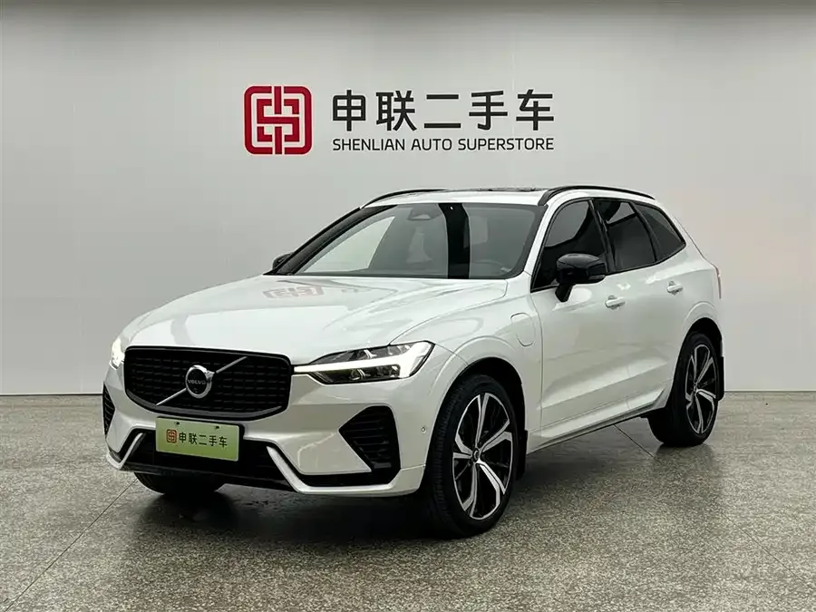 Volvo XC60 Plug-in Hybrid 2023