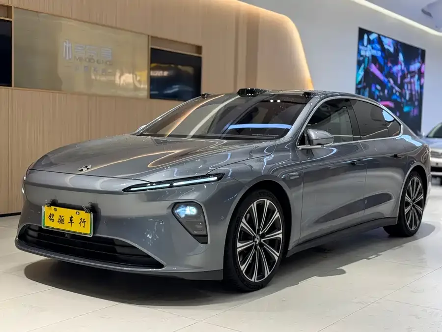 NIO ET7 2025