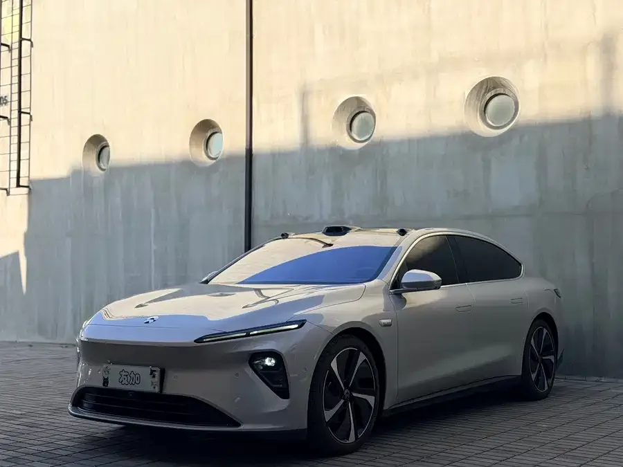 NIO ET7 2025