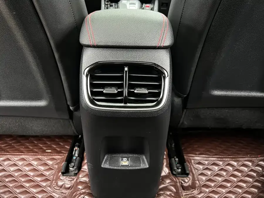 Hyundai Lafesta Fiesta 2023 270T N Line DLX Luxury Edition 2023 — миниатюра 5