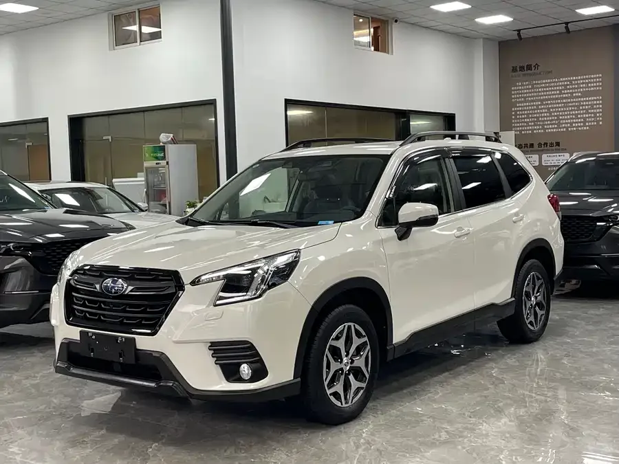 Subaru Forester Forester 2022 2.0i AWD Luxury Edition EyeSight 2022 — фото 1, купить с доставкой в Москву