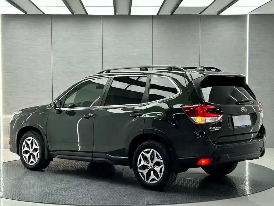 Subaru Forester Forester 2022 2.0i AWD Luxury Edition EyeSight 2022 — миниатюра 3
