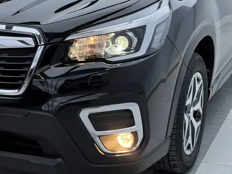 Subaru Forester Forester 2021 2.0i Luxury Edition EyeSight 2022 — миниатюра 2