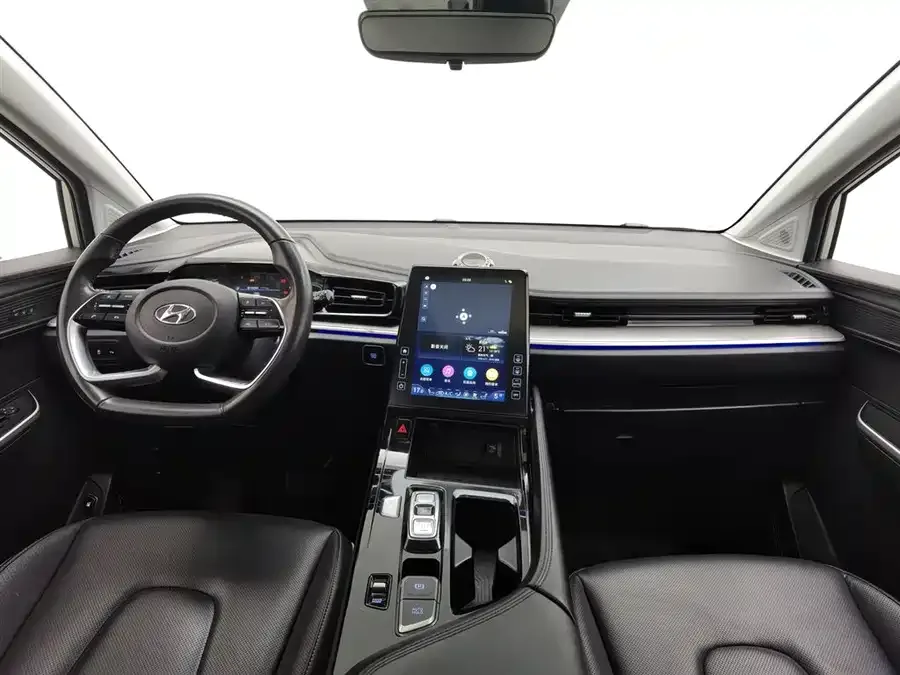 Hyundai Custo Kustu 2022 270TGDi Smart Love Flagship Edition TOP 2022 — миниатюра 2