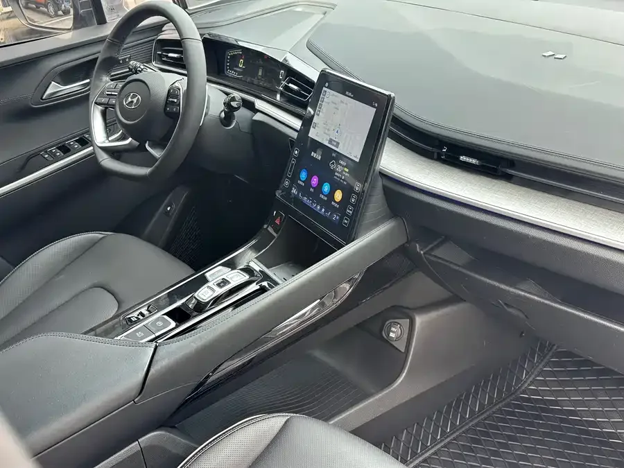 Hyundai Custo Kustu 2021 380TGDi LUX Premium 2024 — миниатюра 2