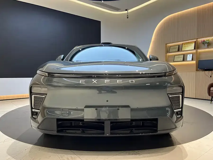 Exeed Star Era ET 2025