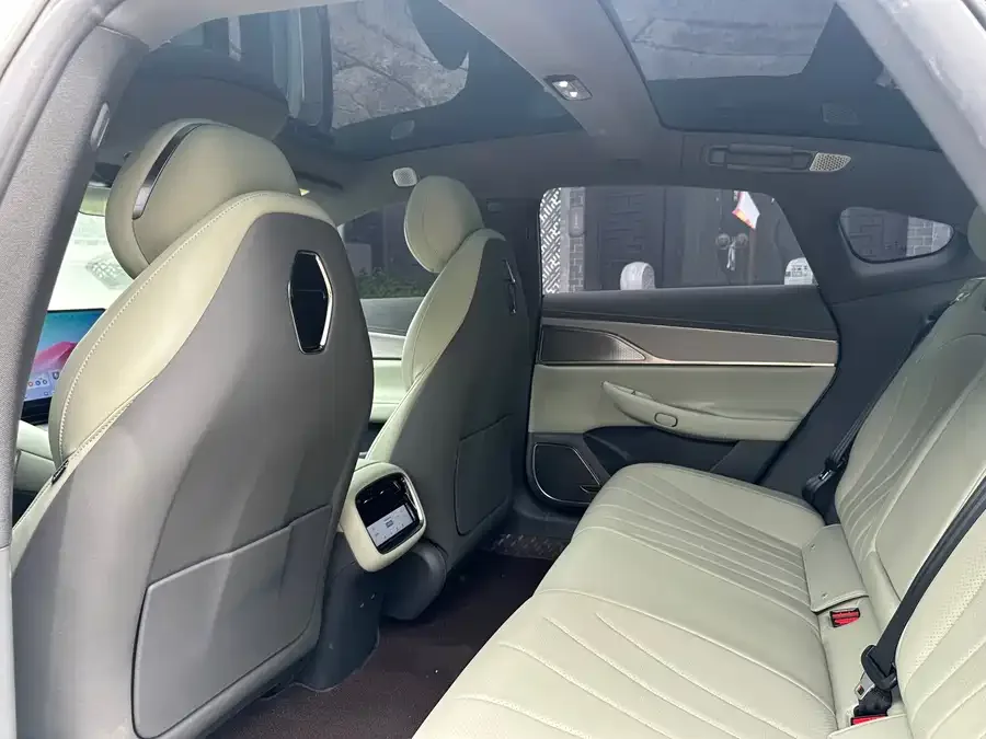 Exeed Sterra ES Star Era ES 2024 Max Long Battery Edition 2024 — миниатюра 4