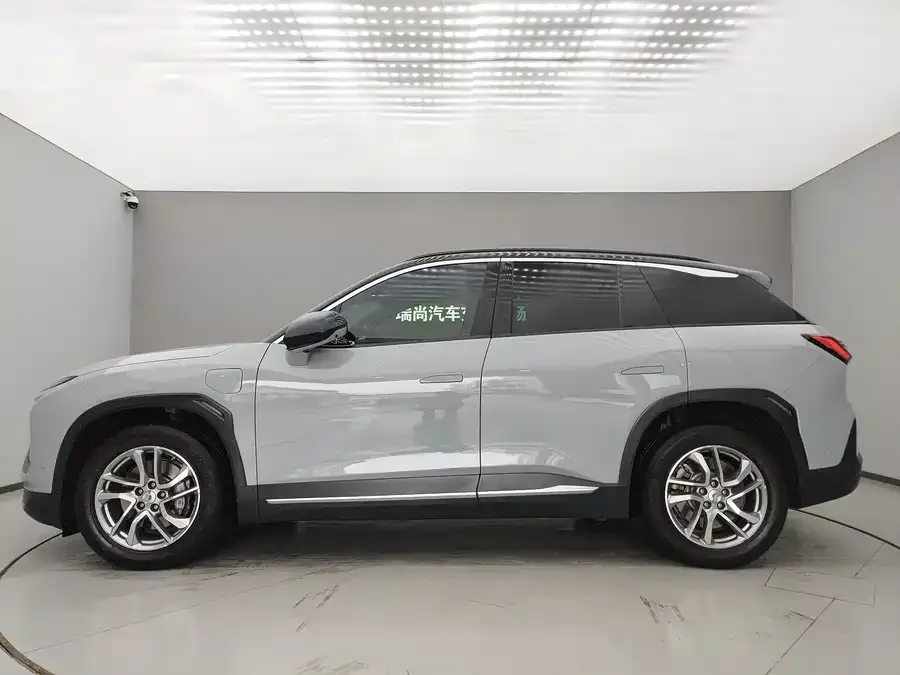 NIO ES6 NIO ES6 2022 75kWh Sports Edition 2023 — миниатюра 3