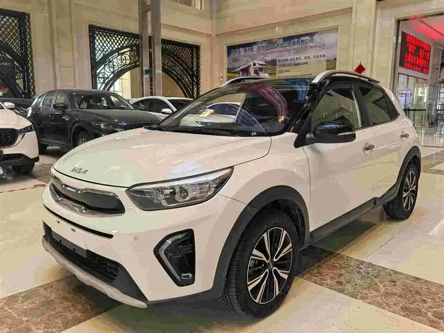 Kia KX1 2021 Yipao 1.4L CVT Sunroof Model 2022 — фото 1, купить с доставкой в Москву