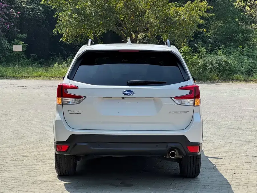 Subaru Forester Forester 2021 2.0i Luxury Edition EyeSight 2022 — миниатюра 2