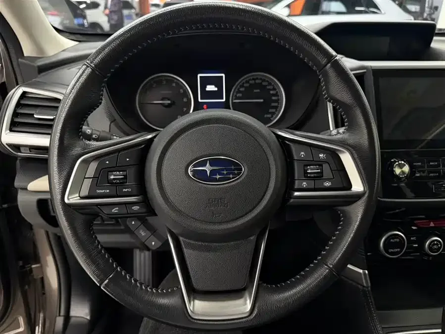 Subaru Forester 2022 Forester 2.0i AWD Luxury Edition 2022 — миниатюра 5