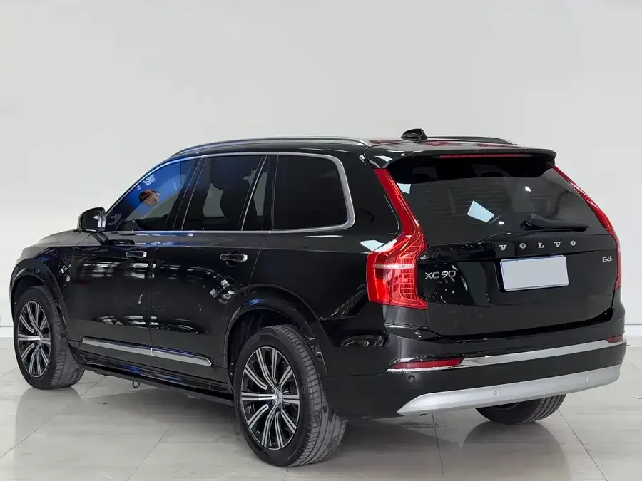 Volvo XC90 2022 B6 Zhiyi Luxury Edition 7-seater 2022 — миниатюра 2