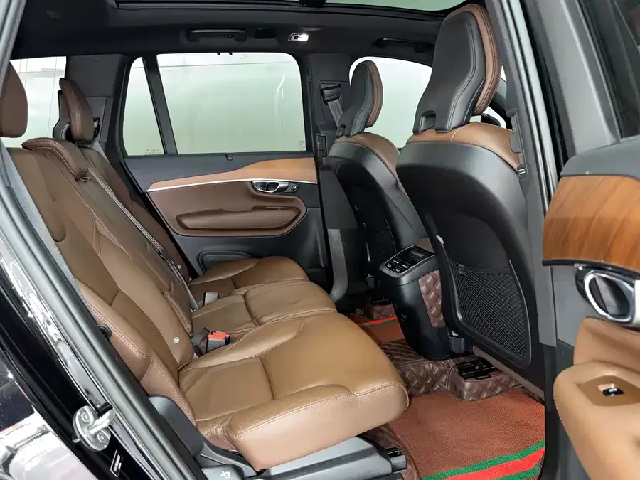 Volvo XC90 2022 B6 Zhiyi Luxury Edition 7-seater 2022 — миниатюра 4